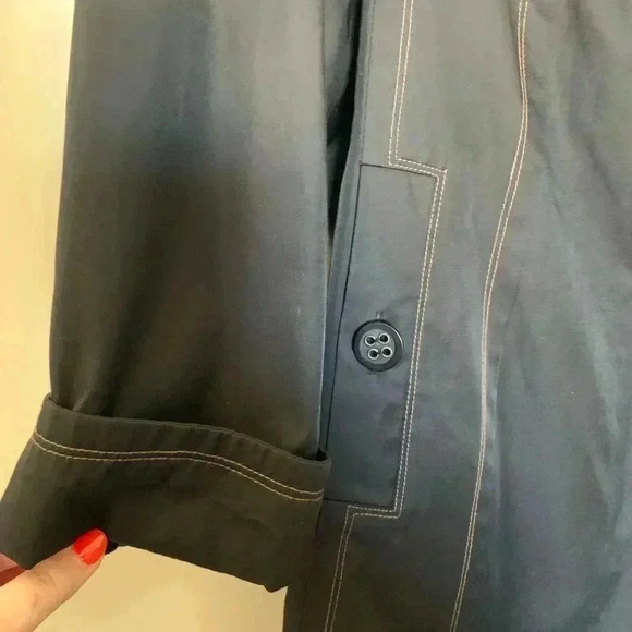 Black Guess Nylon Jacket - Picture 3 of 6